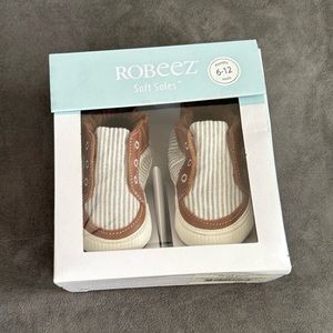 NIB Robeez Soft Sole Shoes